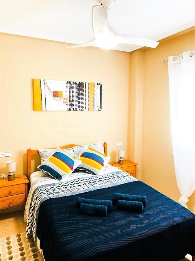 Apartamento Sol Y Mar 300M Al Playa Lejlighed Torrevieja Eksteriør billede